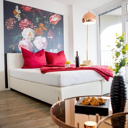Modernes Apartment Mit Tollem Blick Ueber Die Stadt Augsburg Bagian luar foto