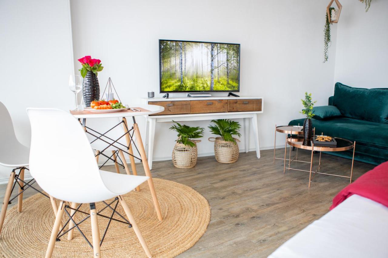 Modernes Apartment Mit Tollem Blick Ueber Die Stadt Augsburg Bagian luar foto