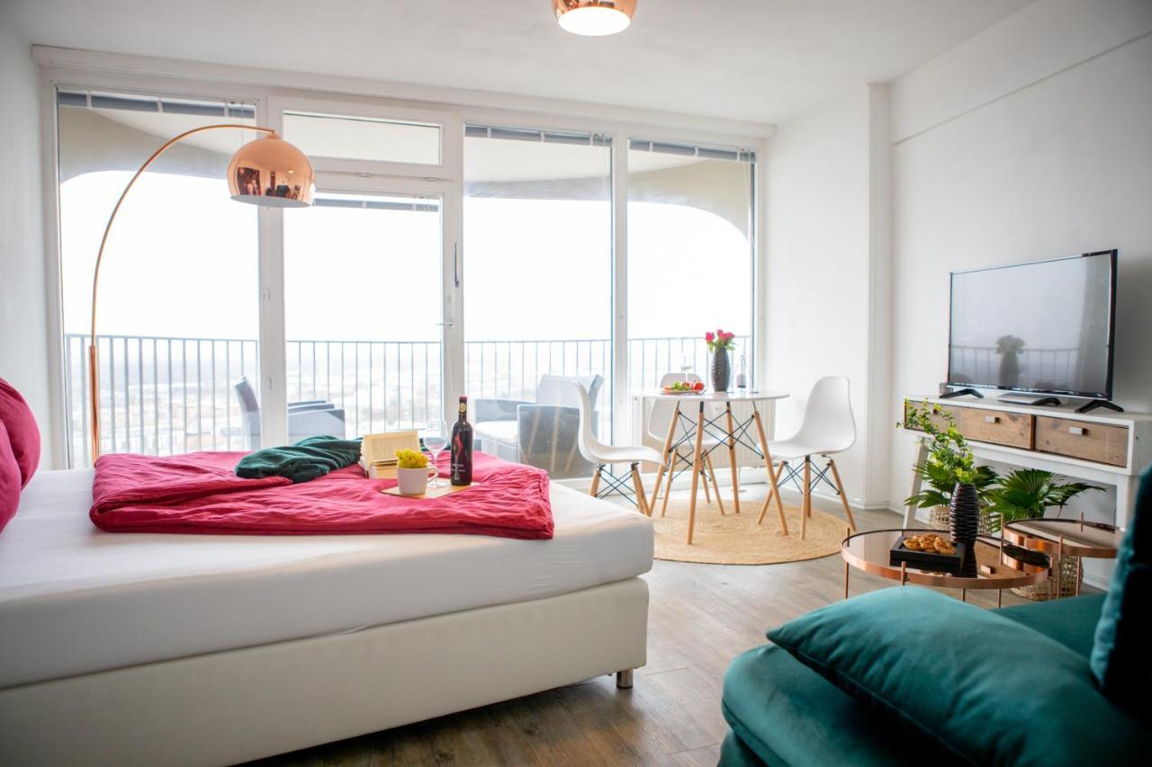 Modernes Apartment Mit Tollem Blick Ueber Die Stadt Augsburg Bagian luar foto