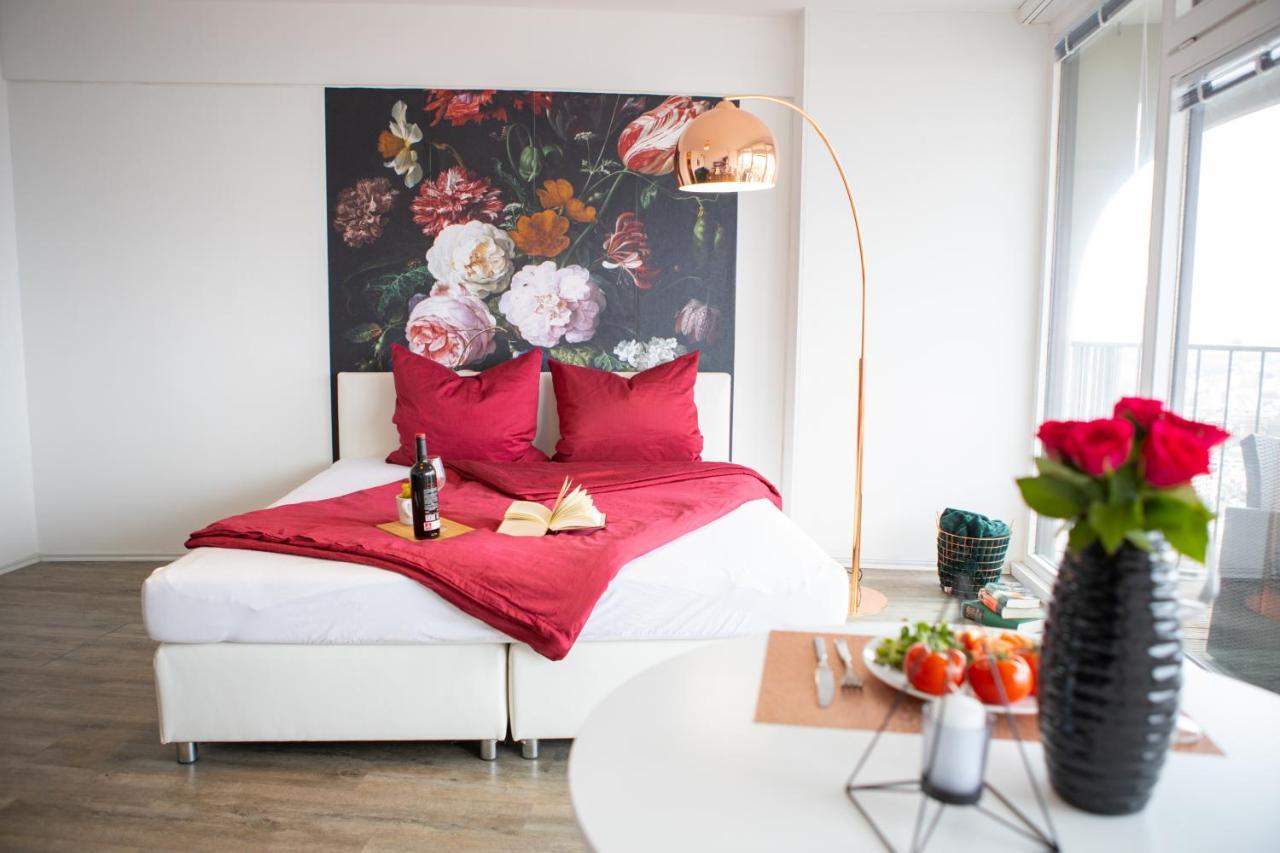 Modernes Apartment Mit Tollem Blick Ueber Die Stadt Augsburg Bagian luar foto